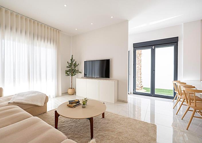 Image No.5-3 Bed Villa / Detached for sale