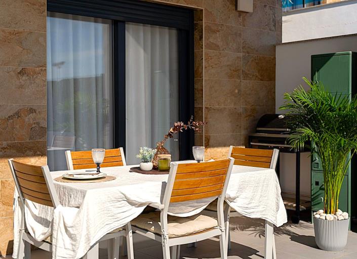 Image No.20-3 Bed Villa / Detached for sale