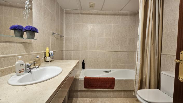 Image No.17-3 Bed Penthouse for sale