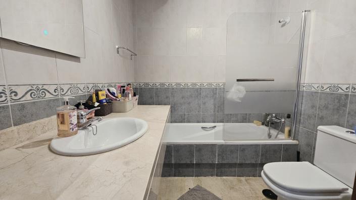 Image No.25-3 Bed Penthouse for sale