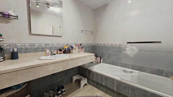 Image No.26-3 Bed Penthouse for sale