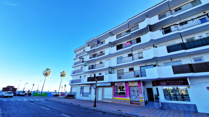 Image No.31-3 Bed Apartment for sale