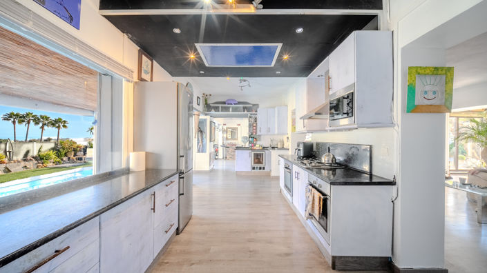 Image No.11-5 Bed Villa for sale