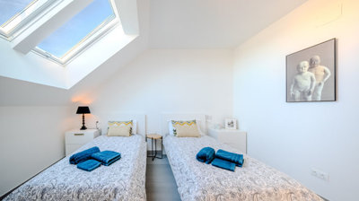 b98le8d7m9k3degpefzhs0lif8u4xzvzhwxtmggyekxx9