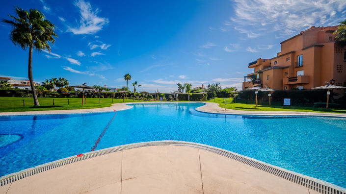 Image No.32-3 Bed Property for sale