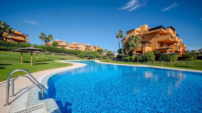 Image No.33-3 Bed Property for sale