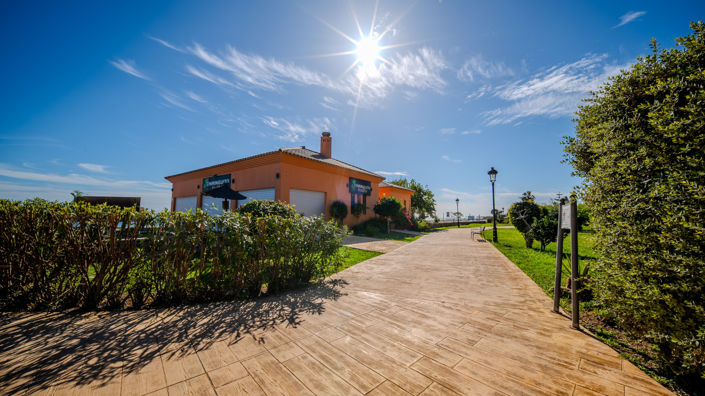 Image No.39-3 Bed Property for sale