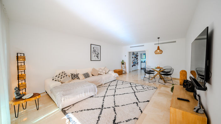 Image No.6-3 Bed Property for sale