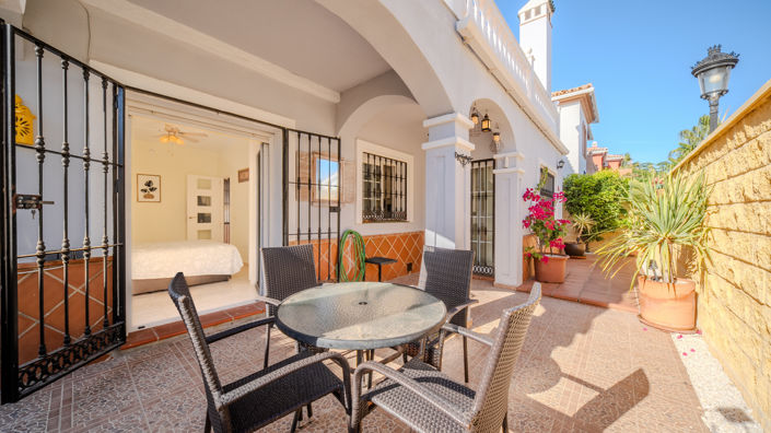 Image No.17-3 Bed House for sale