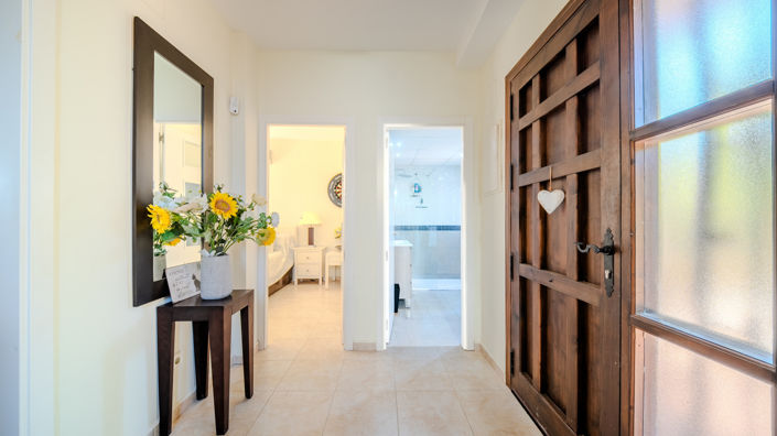 Image No.26-3 Bed House for sale