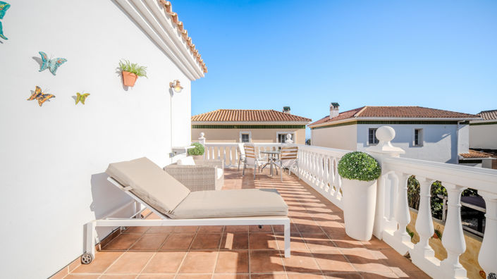 Image No.42-3 Bed House for sale