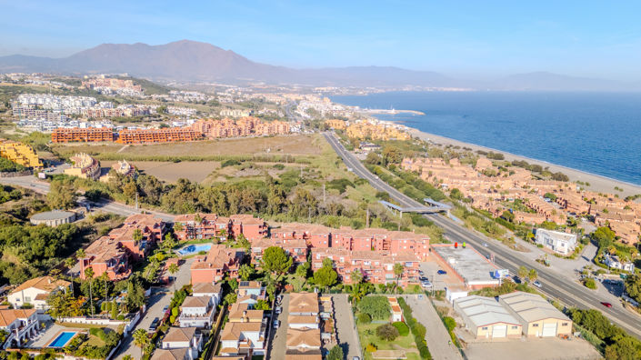 Image No.6-3 Bed House for sale