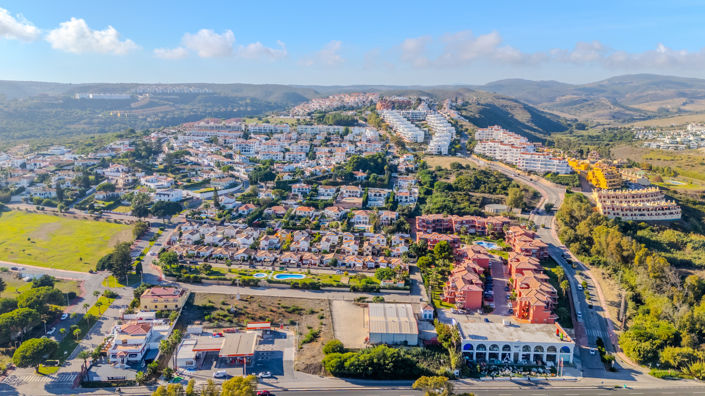 Image No.7-3 Bed House for sale