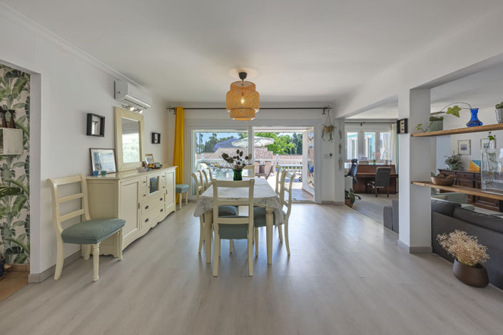 Image No.21-5 Bed Villa for sale