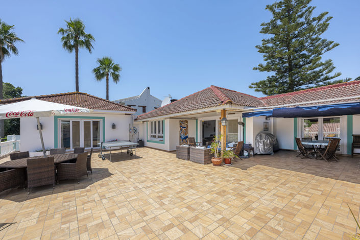 Image No.42-5 Bed Villa for sale