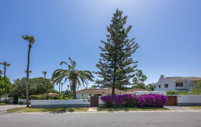 Image No.48-5 Bed Villa for sale