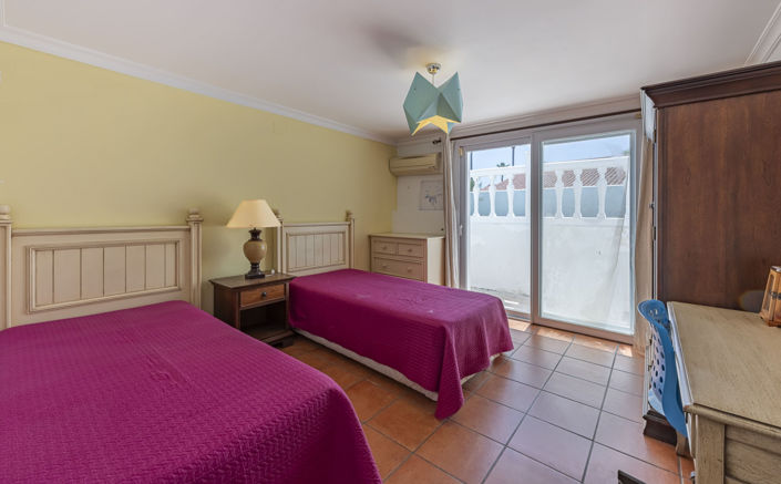 Image No.9-5 Bed Villa for sale