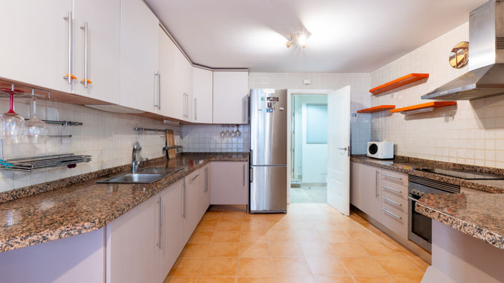 Image No.10-2 Bed Apartment for sale