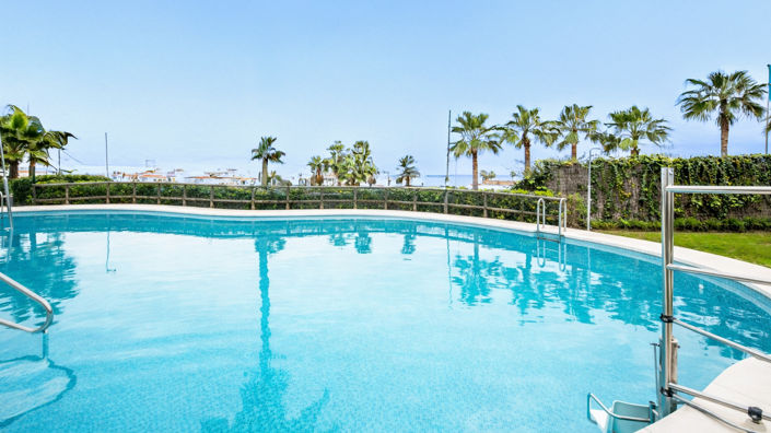 Image No.27-2 Bed Property for sale