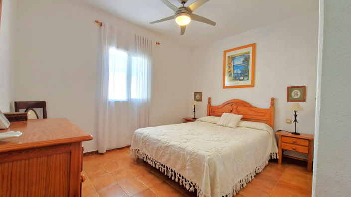 Image No.29-3 Bed Townhouse for sale