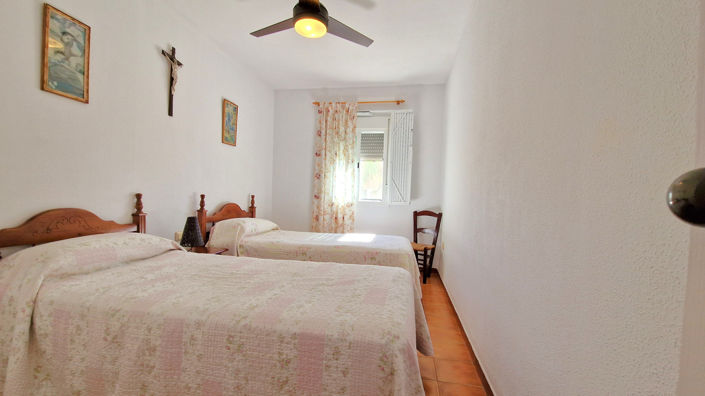 Image No.35-3 Bed Townhouse for sale