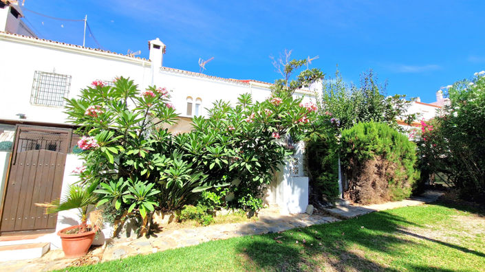 Image No.39-3 Bed Townhouse for sale