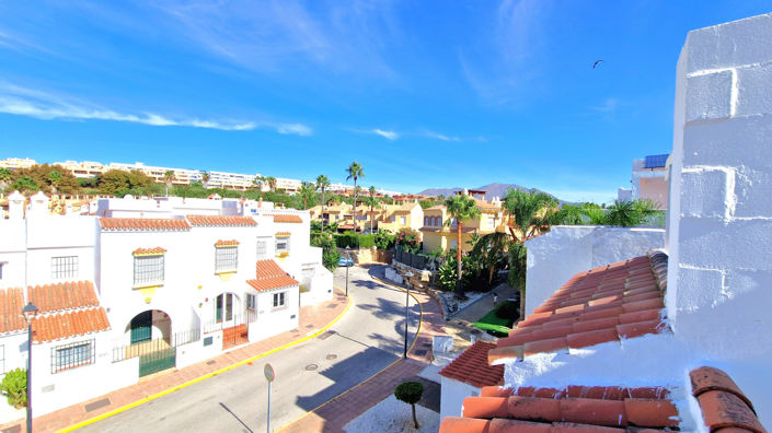 Image No.43-3 Bed Townhouse for sale