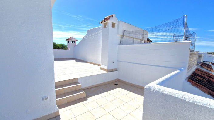 Image No.46-3 Bed Townhouse for sale