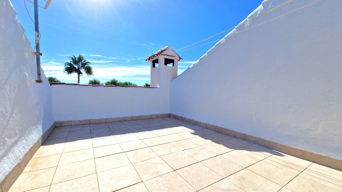 Image No.47-3 Bed Townhouse for sale