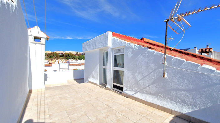 Image No.49-3 Bed Townhouse for sale