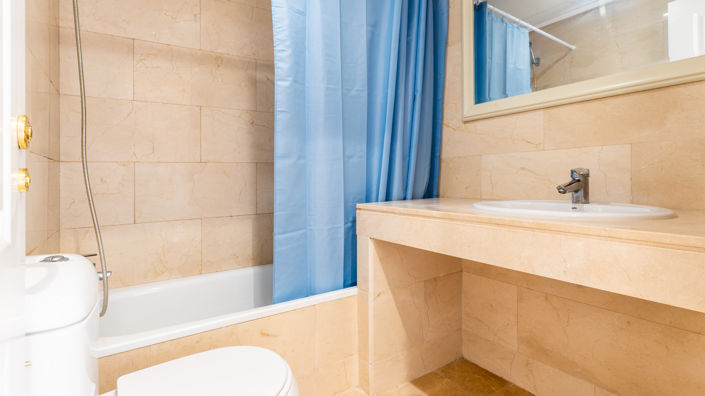 Image No.18-2 Bed Apartment for sale