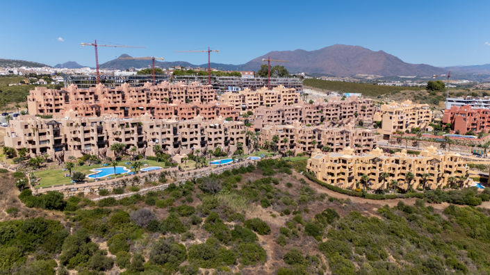 Image No.23-2 Bed Apartment for sale