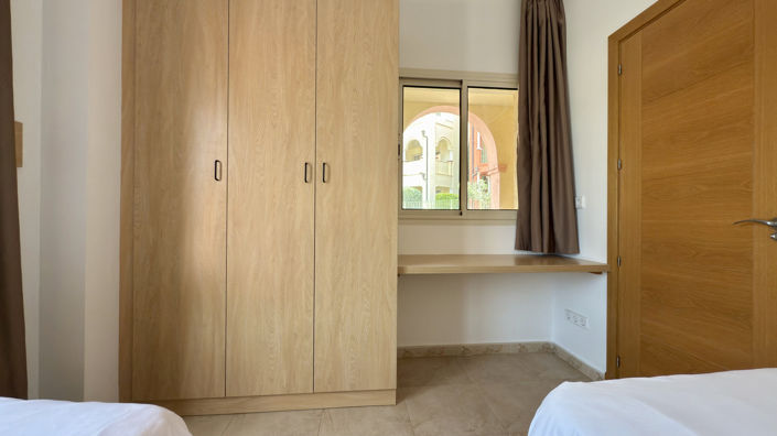 Image No.20-2 Bed Property for sale