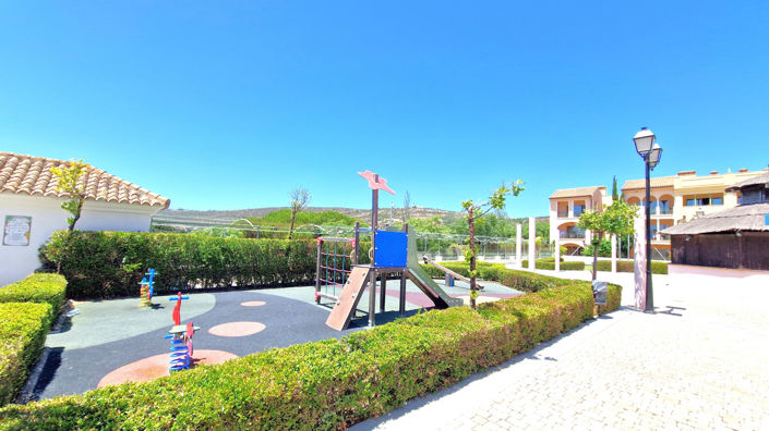 Image No.28-2 Bed Property for sale