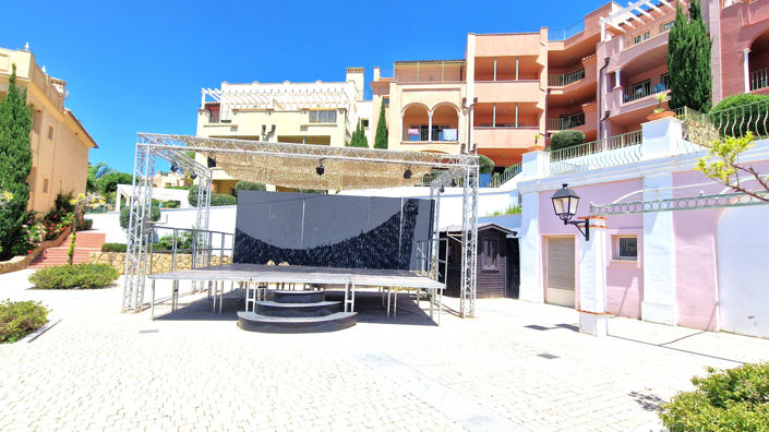 Image No.30-2 Bed Property for sale