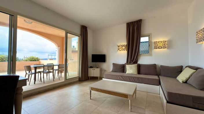 Image No.9-2 Bed Property for sale