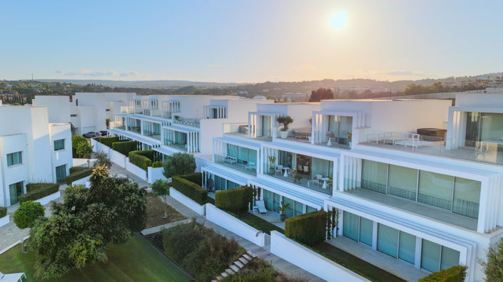 Image No.19-4 Bed House for sale