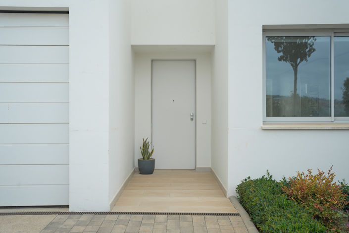 Image No.21-4 Bed House for sale