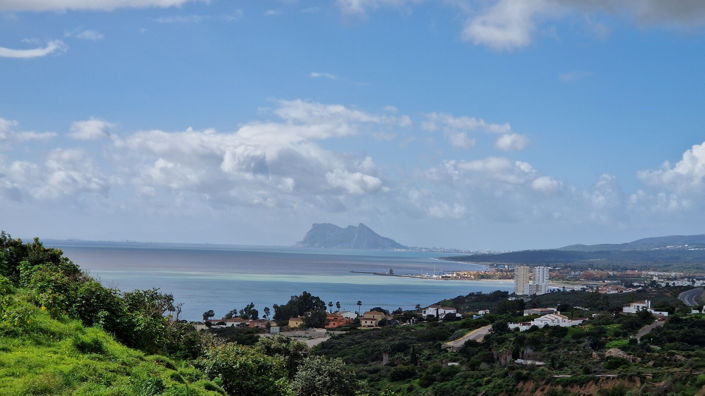 Image No.15-3 Bed Property for sale