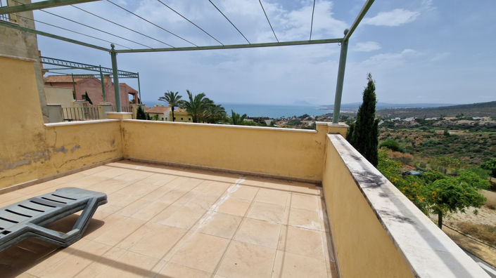 Image No.34-3 Bed Property for sale