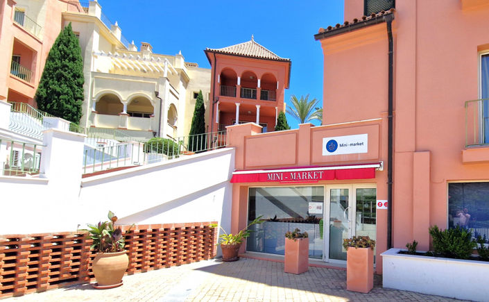 Image No.50-3 Bed Property for sale