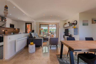 b98le8d7m9k3degpefzhs0lif8u4xzvzhwxtmggyekxx9