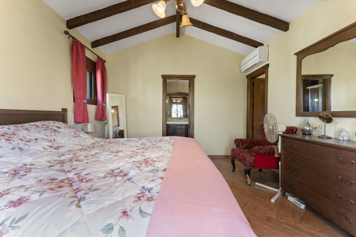 Image No.17-3 Bed Villa for sale