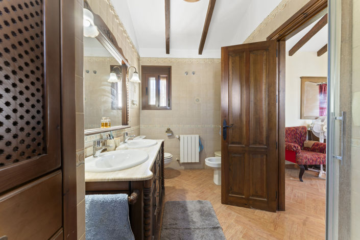 Image No.21-3 Bed Villa for sale