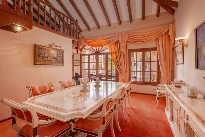 Image No.14-4 Bed Commercial for sale