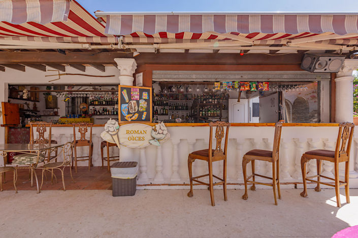 Image No.34-4 Bed Commercial for sale