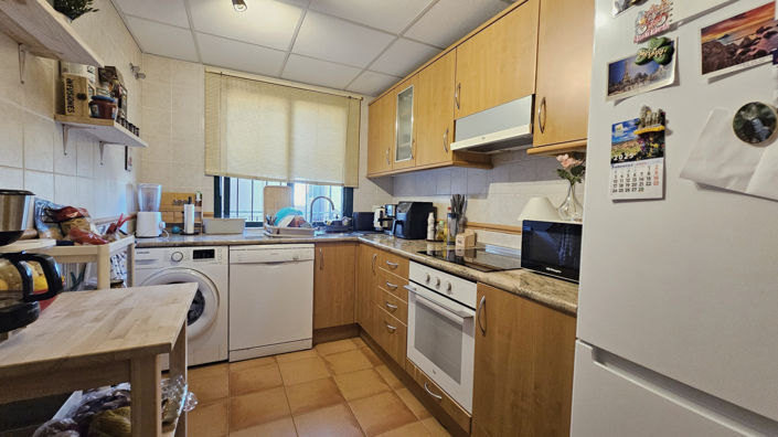 Image No.15-3 Bed Property for sale