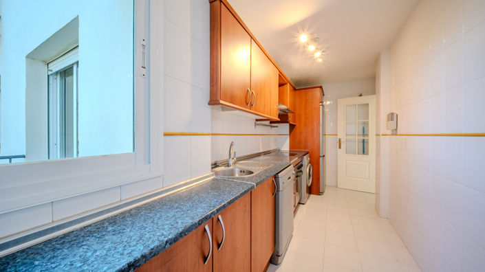 Image No.11-2 Bed Apartment for sale