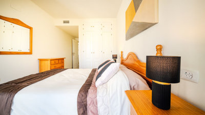 b98le8d7m9k3degpefzhs0lif8u4xzvzhwxtmggyekxx9