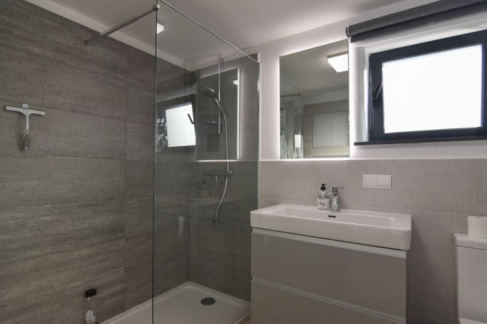 Image No.21-5 Bed House for sale